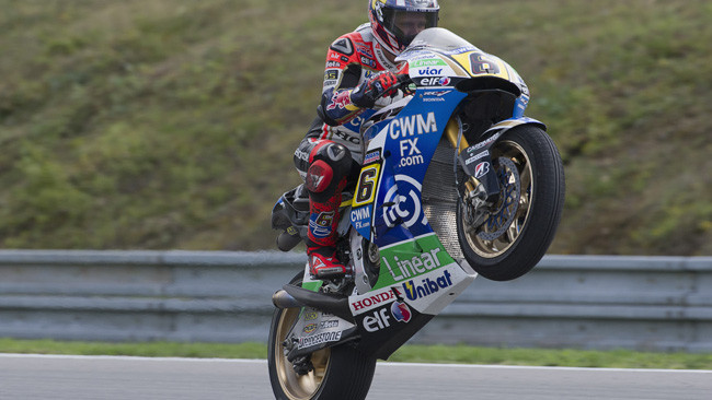 Brno, Qualifica 1: Bradl e Hernandez passano il turno