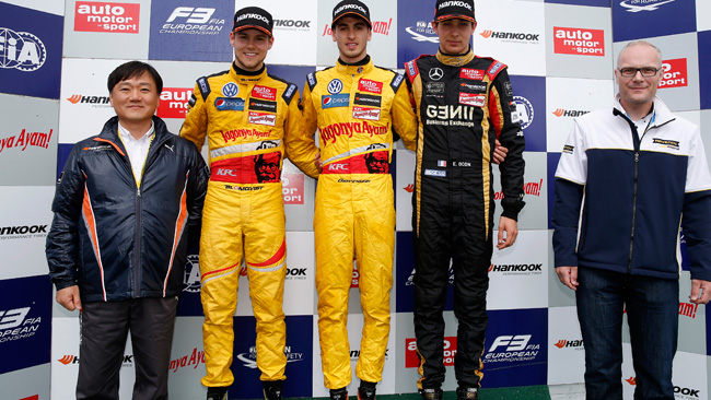Giovinazzi centra gara 2 al Nurburgring