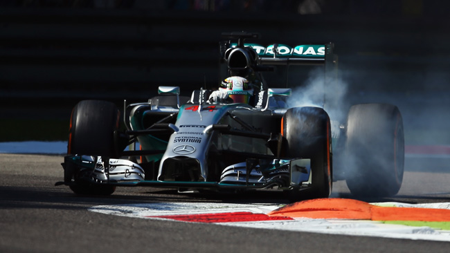 Hamilton in pole a Monza. Alonso solo settimo!