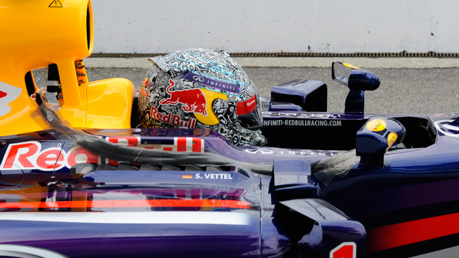 Vettel e lo spoilerino che è apparso sul casco