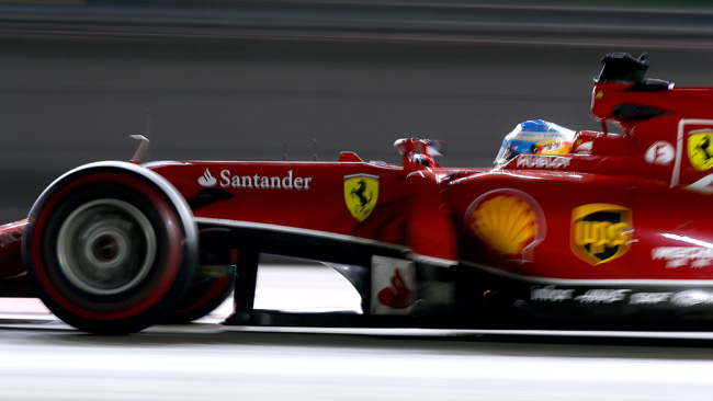 Singapore, Libere 3: Alonso non scherza con la F14 T