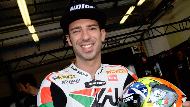 Melandri torna molto vicino all'Aprilia in MotoGp