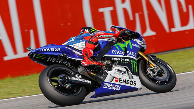 Sepang, Libere 2: dopo il diluvio brilla Lorenzo