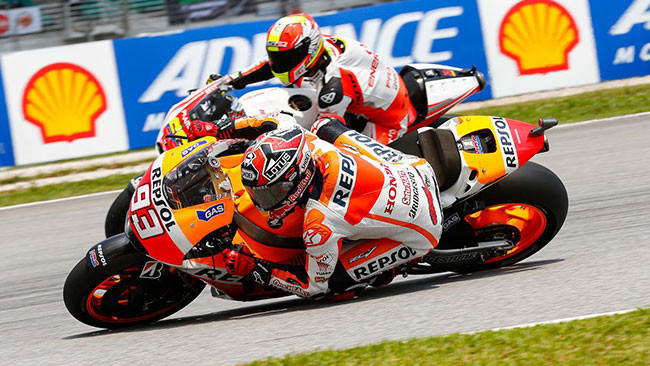 Marquez batte Rossi ed eguaglia Doohan a Sepang!