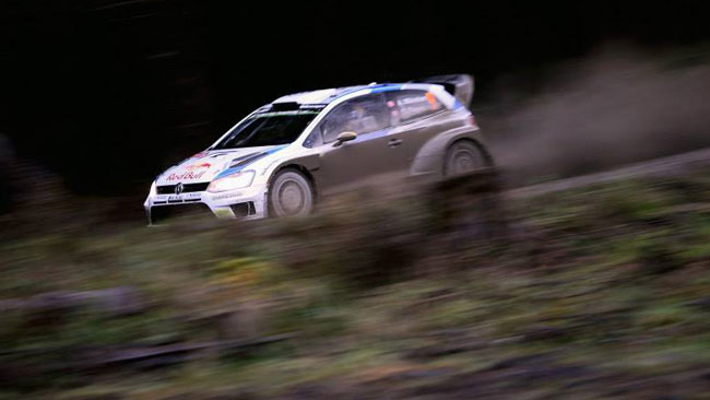 Galles, PS2: Mikkelsen esce di strada e si ritira