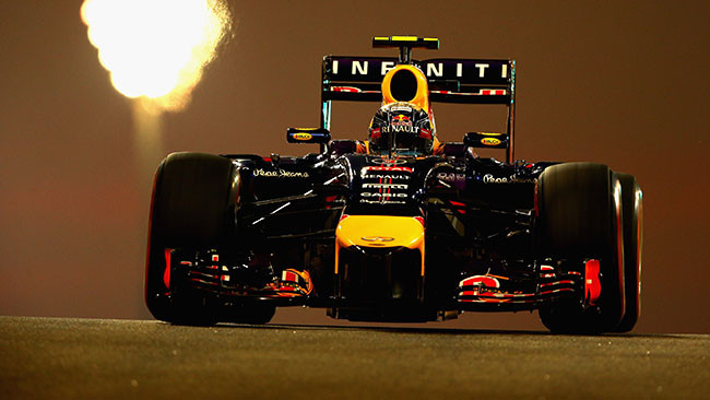 Red Bull, ali che flettono: Vettel e Ricciardo investigati