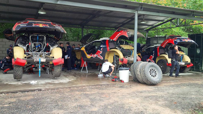 Dakar: la Peugeot è la squadra più attesa