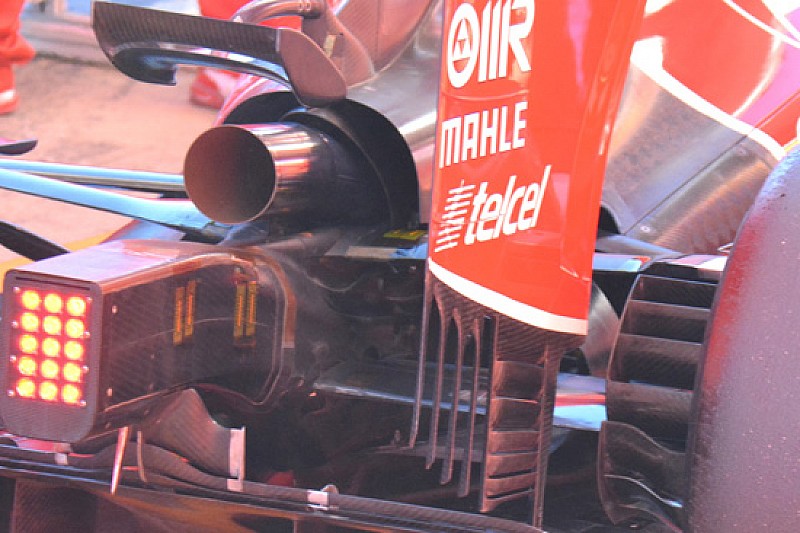 Ferrari: il supporto del mono pilone è sotto al cofano