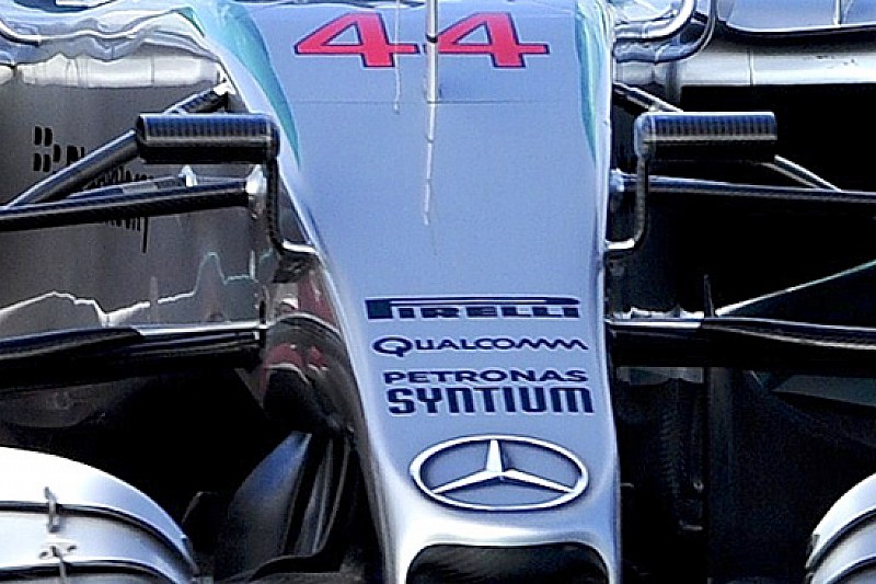 Mercedes: modificati i supporti delle telecamere