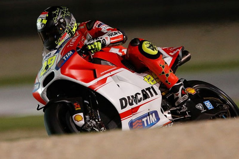 Losail, Day 1, Ore 20: Iannone si prende la vetta