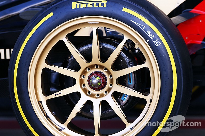 Pirelli prueba un neumático de 18 pulgadas