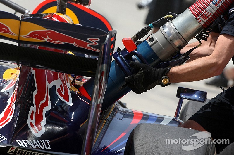 La recarga de combustible volverá a la F1 en 2017