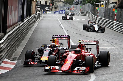 Ricciardo et Räikkönen en désaccord après Monaco