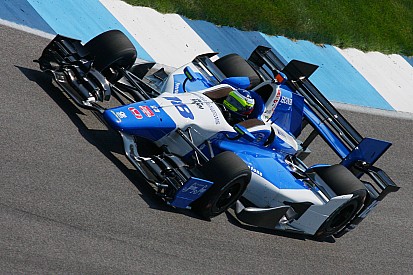 Sigue el juego de sillas con Dale Coyne en Detroit