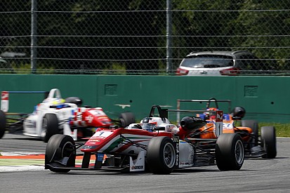Rosenqvist se aleja del caos para ganar en Monza
