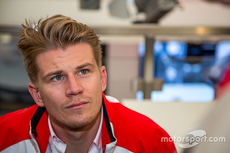 Hulkenberg não descarta mais corridas pela Porsche em 2015