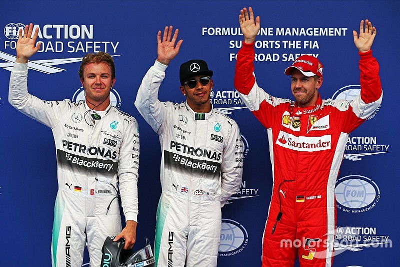 Lewis Hamilton suma su pole 45