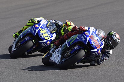 Rossi y Lorenzo tendrán el nuevo chasis Yamaha en Assen