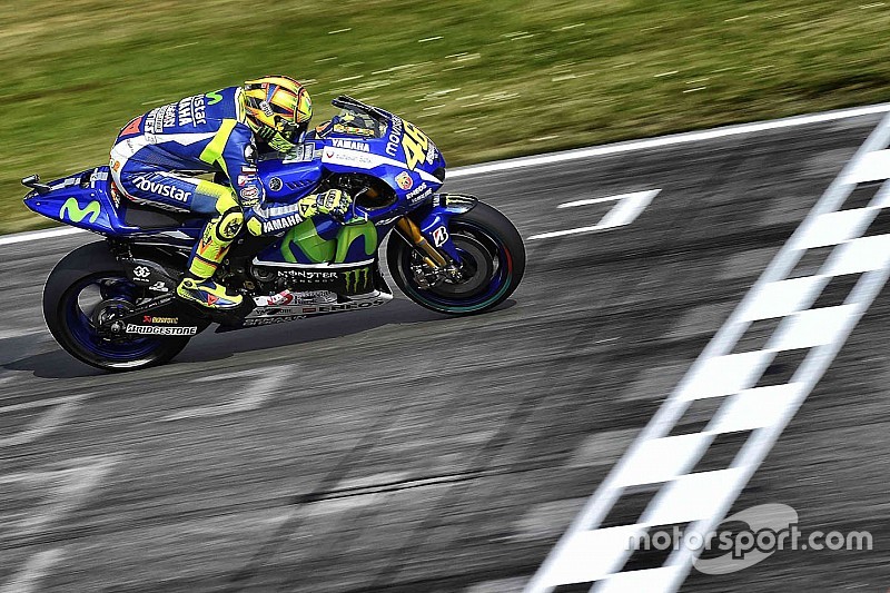 Le coup de massue de Valentino Rossi au marteau de Jorge Lorenzo