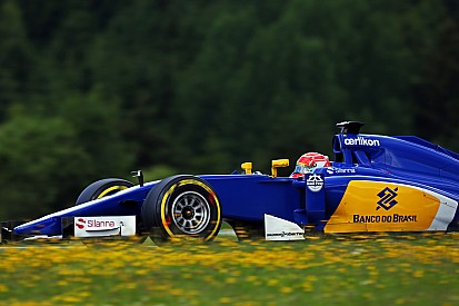 В Sauber потеряли время из-за забастовки в Франции