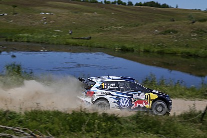 Ogier lidera en Polonia