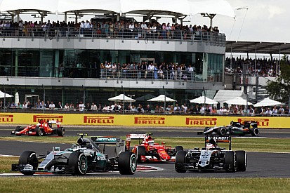 La negatividad en F1 pudo haber impulsado al deporte, dice un jefe
