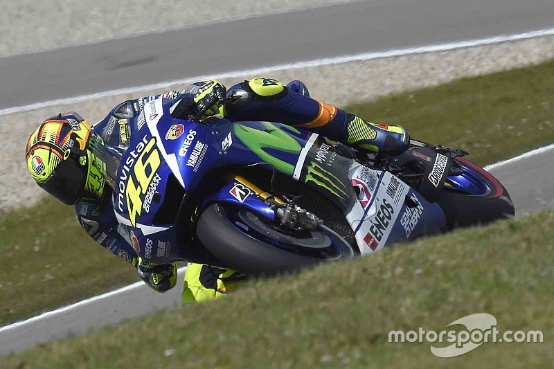 Após duelo, Valentino Rossi teme evolução de Marc Márquez