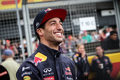 La rumeur Ferrari amuse beaucoup Ricciardo