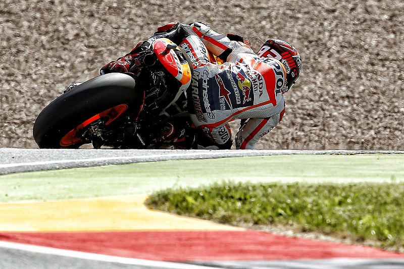 EL3 - Márquez contrôle Lorenzo et Rossi