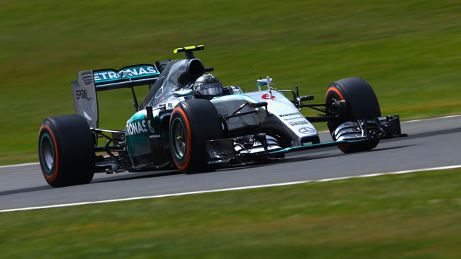 Silverstone, Q2: Rosberg rimette davanti la Mercedes
