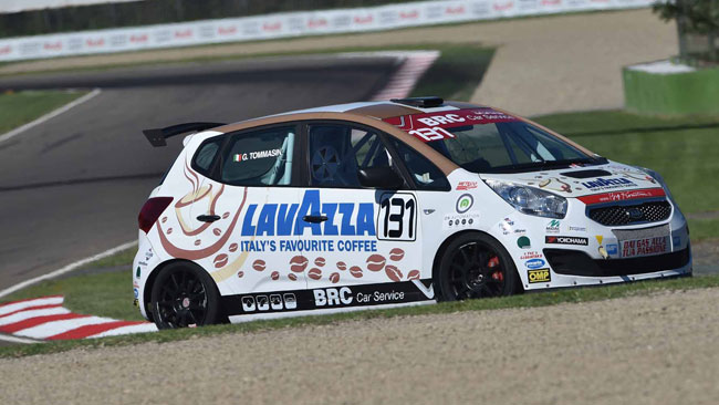 Giulio Tommasin comanda il campionato dopo Imola