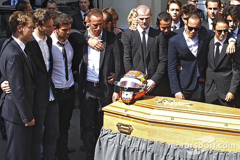 La familia hace homenaje a Bianchi por su