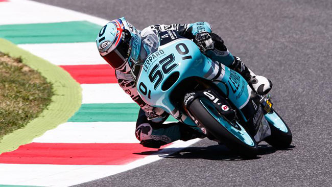 Kent in pole al Mugello, ma Fenati è in prima fila