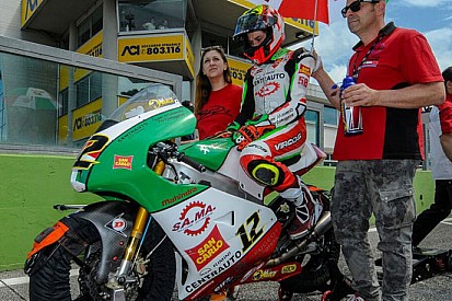Marco Bezzecchi si riscatta in gara 2 e torna leader