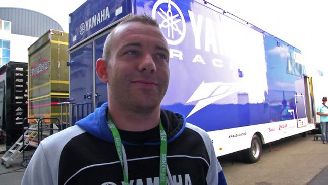 Lucas Mahias con la DMC Panavto Yamaha a Losail