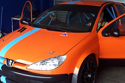 A Magione arriva una Peugeot 206 RC in S2000