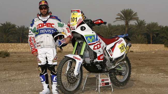 Francisco Lopez guida la squadra Aprilia alla Dakar
