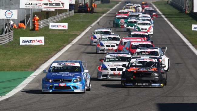 Ci sarà anche Nicola Larini in gara a Vallelunga