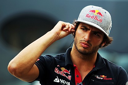 Сайнс ждет объяснений от Toro Rosso