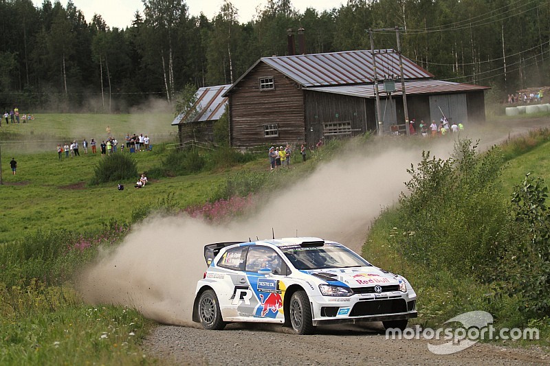 Caméra embarquée - Ouninpohja avec Sébastien Ogier et Julien Ingrassia!