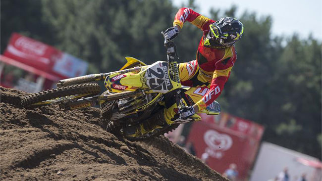Clement Desalle si ferma per operarsi alla spalla