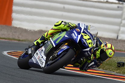 Rossi: "Cada fin de semana, una nueva historia"