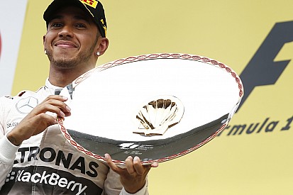 Lauda dice que Hamilton es inmejorable
