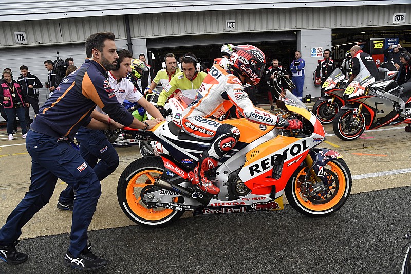 Après sa chute, Márquez avoue que le titre est perdu
