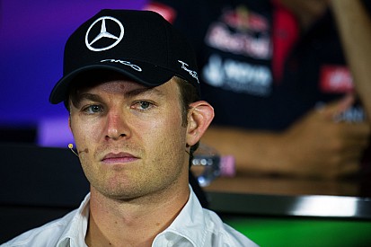 Rosberg considera que el título aún es posible
