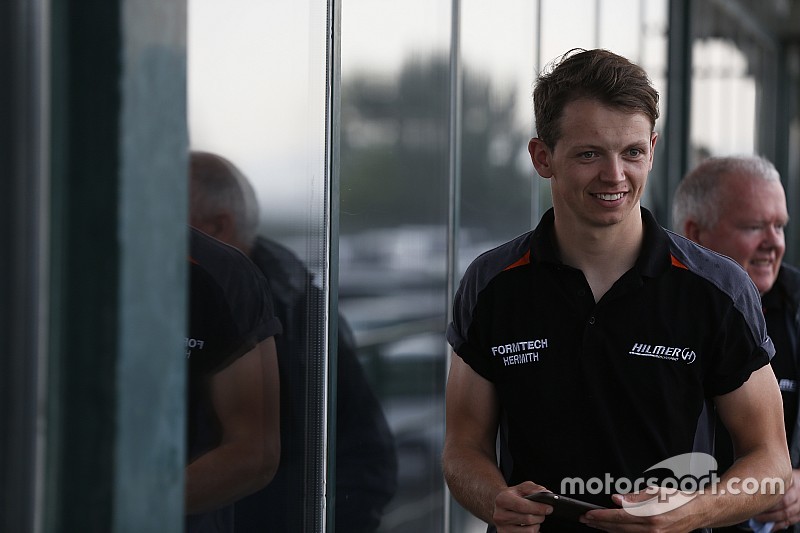 Nick Yelloly fait son retour en FR3.5