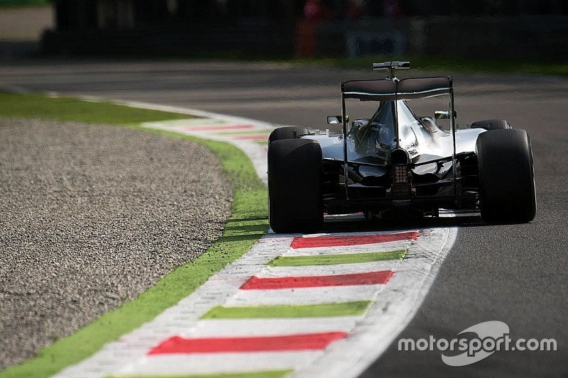Horner dice que el nuevo motor Mercedes es 'aterrador'