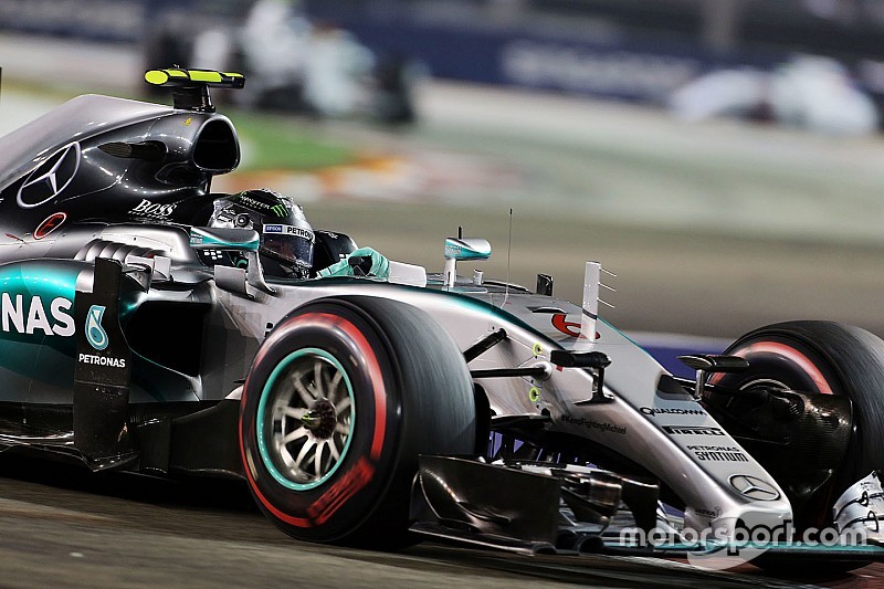 Rosberg, preocupado por la falta de ritmo en Singapur