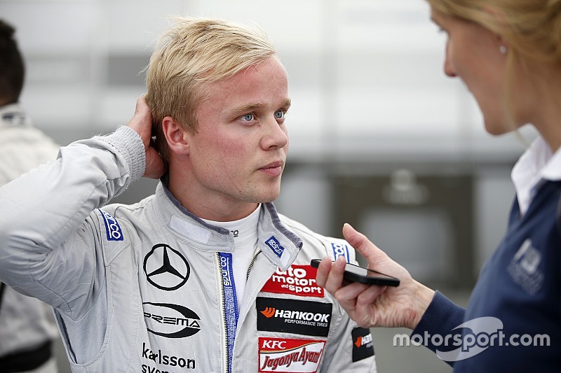 Felix Rosenqvist fa il pieno di pole al Nurburgring