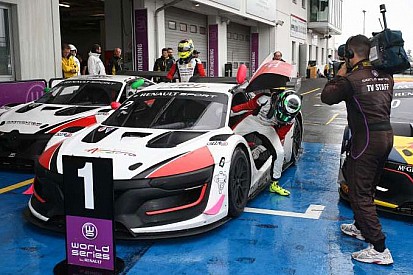 R.S.01: Richard Gonda conquista la pole Prestige